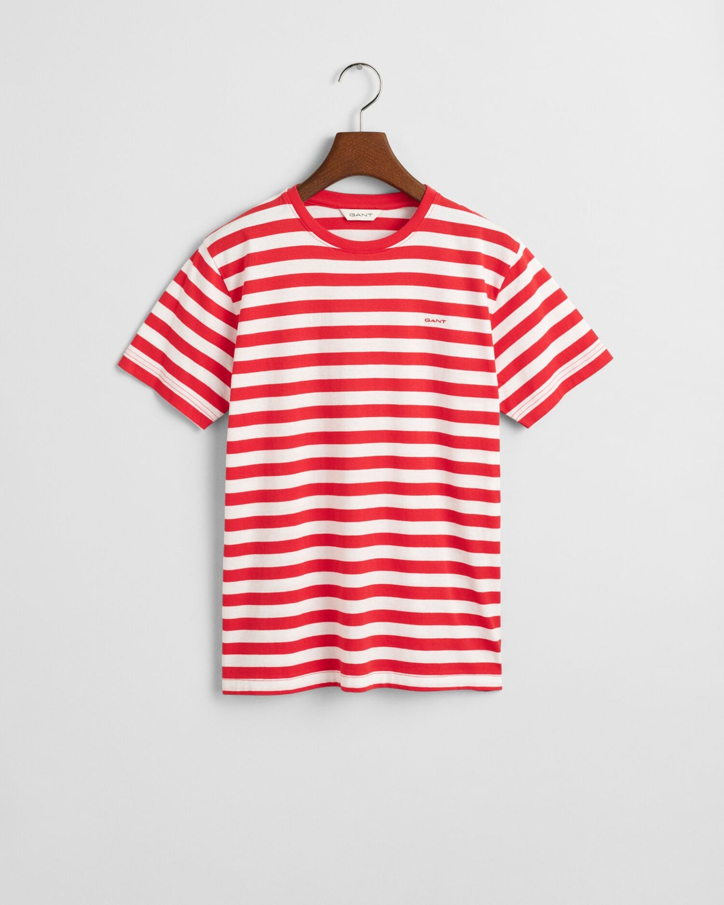 Striped Shield T-Shirt Red / 134/140