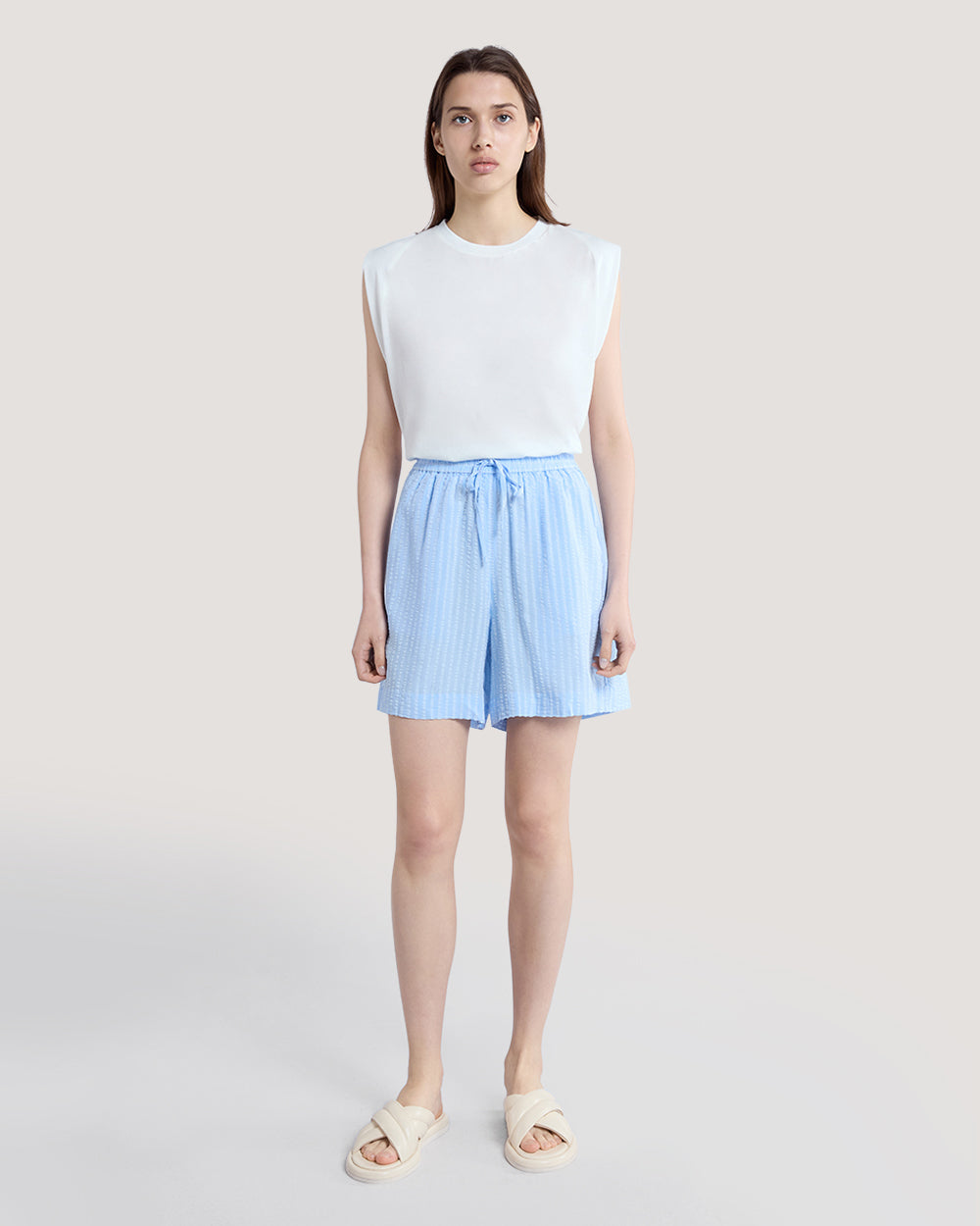 Tonal Striped Seersucker Shorts Blue / 36