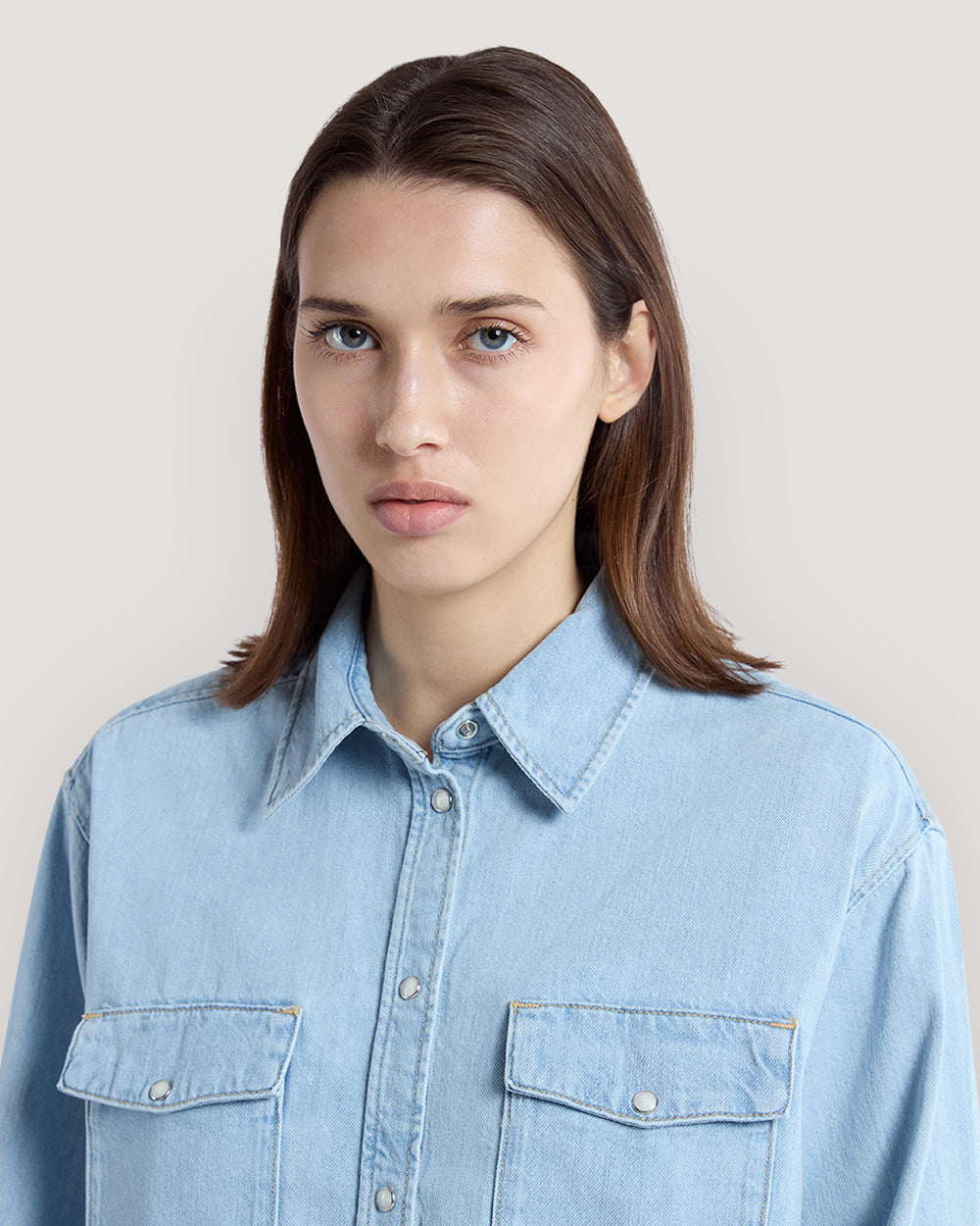 Relaxed Fit Pocket Detail Denim Shirt Light Indigo / 36