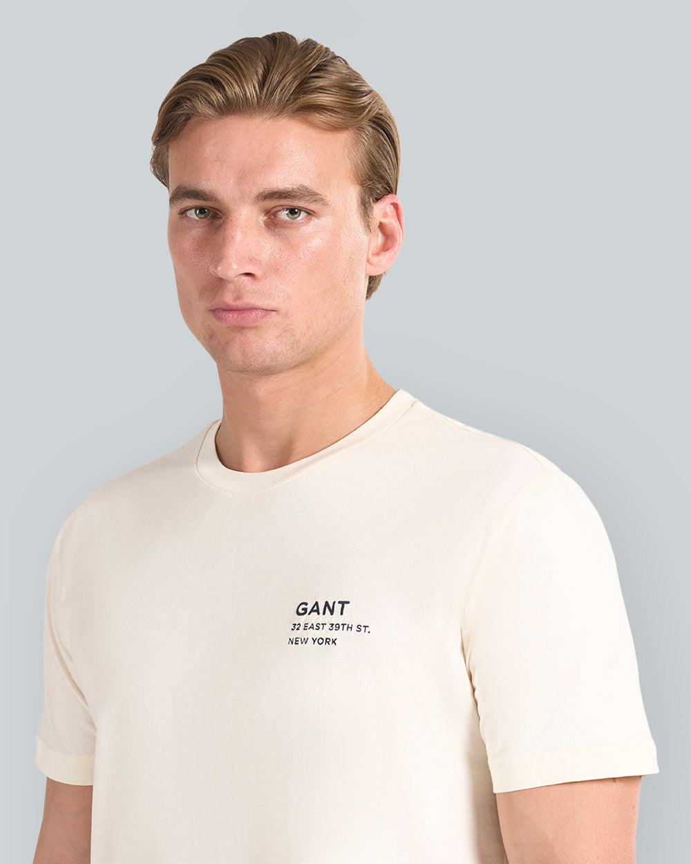 Small Graphic T-Shirt Cream / L