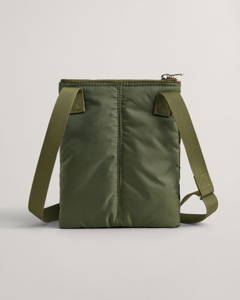 Nylon Passport Bag ONESIZE / DARK CACTUS