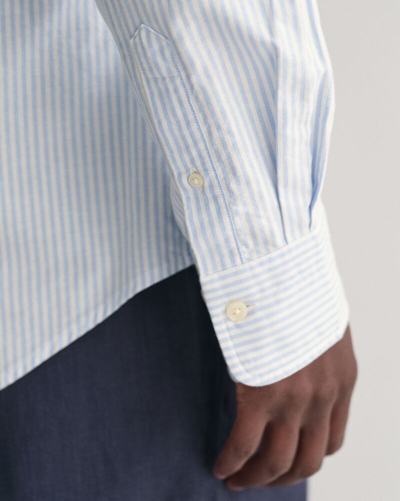 Slim Fit Banker Stripe CLASSIC SHORT SLEEVE Oxford Shirt LIGHT BLUE / S