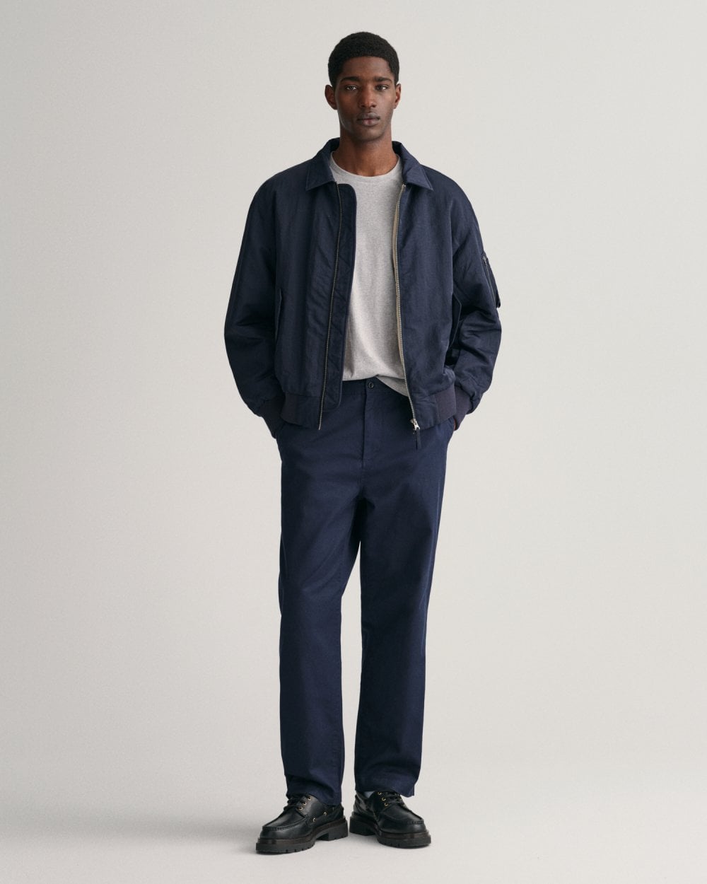 تي شيرت شيلد بأكمام طويلة