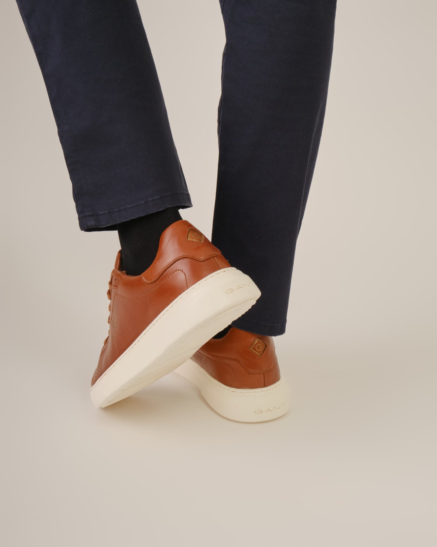 Joree Sneakers Cognac / 44