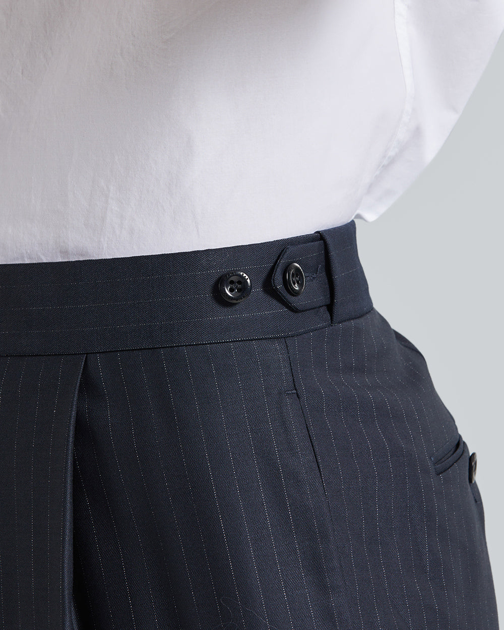 Gant Pinstripe Pants – Slim Fit Wool Blend Tailored Trousers Navy / 52