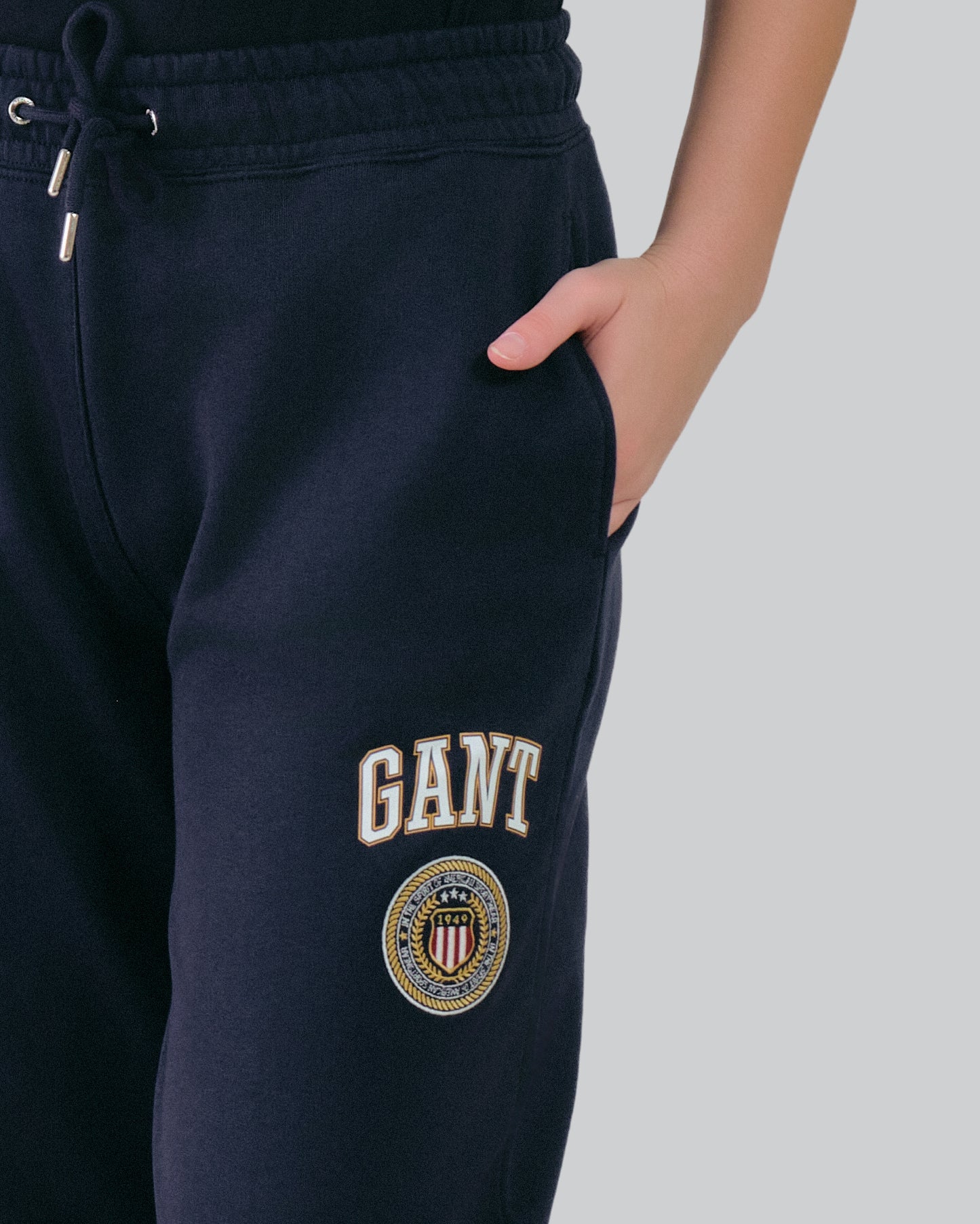 Crest Shield Sweat Pants Classic Blue / M