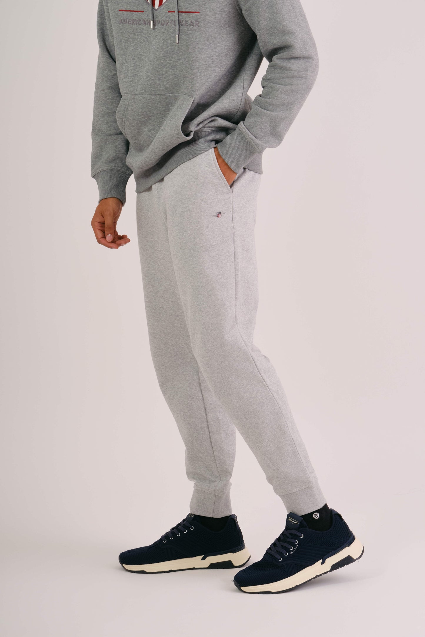 Shield Logo Sweat Pants Light Grey Melange / M