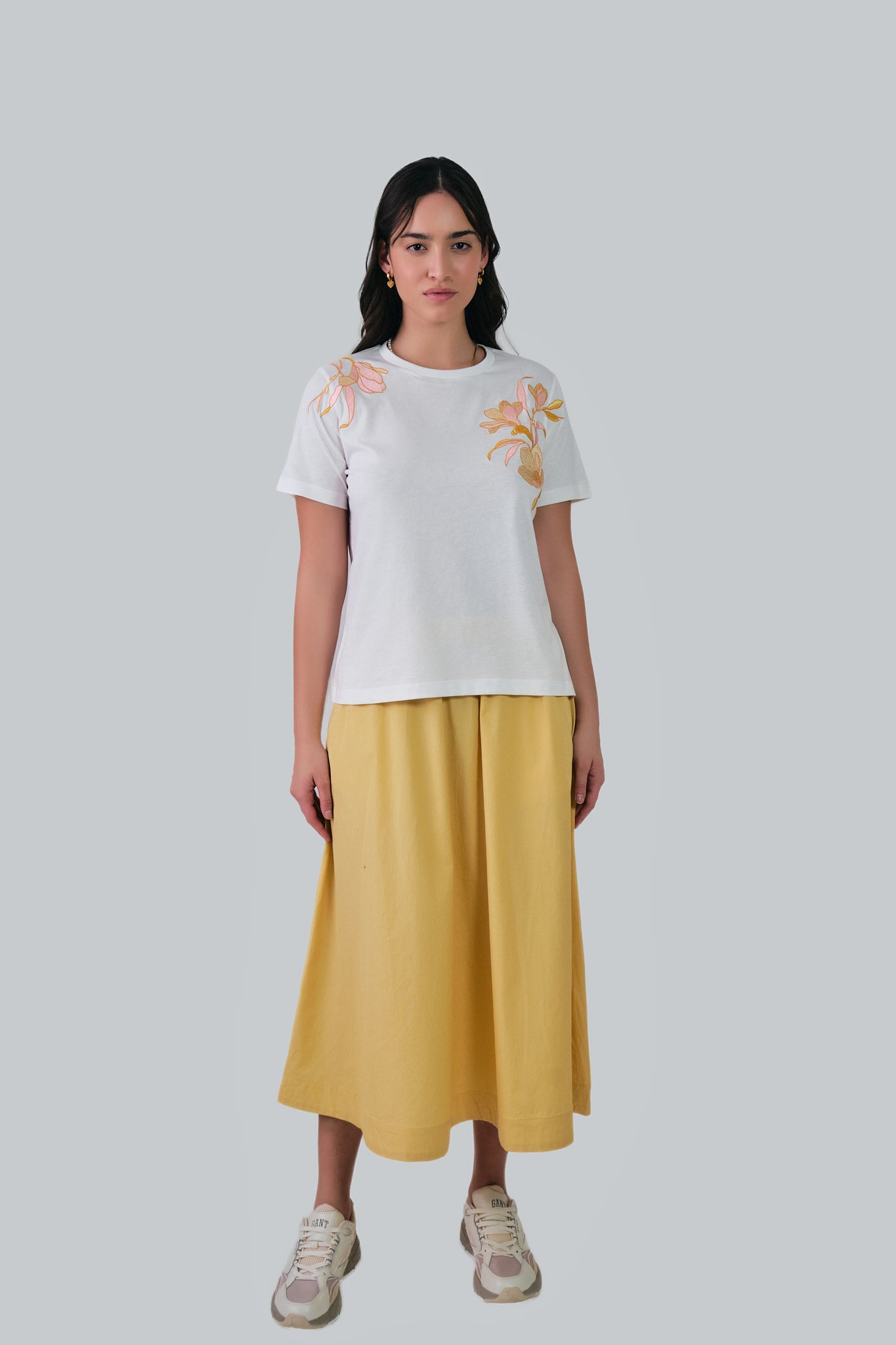 Regular Fit Magnolia Embroidery T-Shirt Eggshell / M