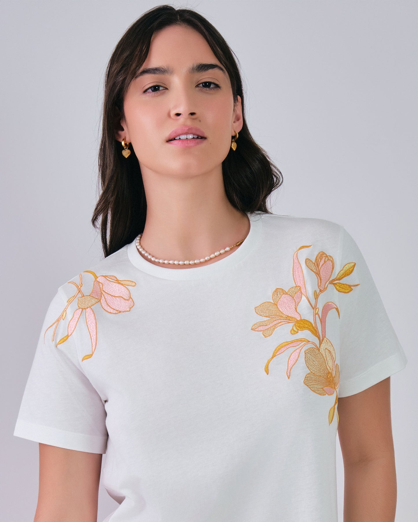 Regular Fit Magnolia Embroidery T-Shirt Eggshell / M