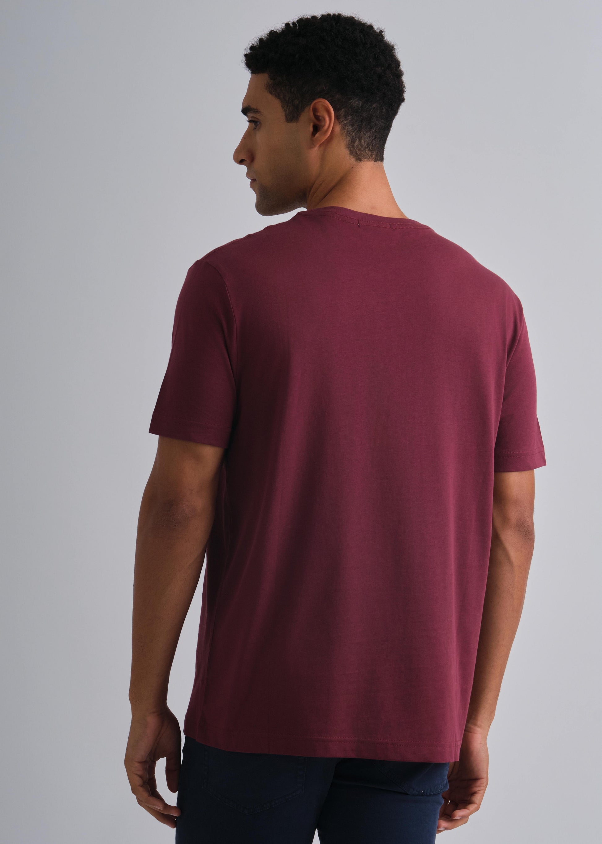 Regular Fit Shield T-Shirt Wine Red / M