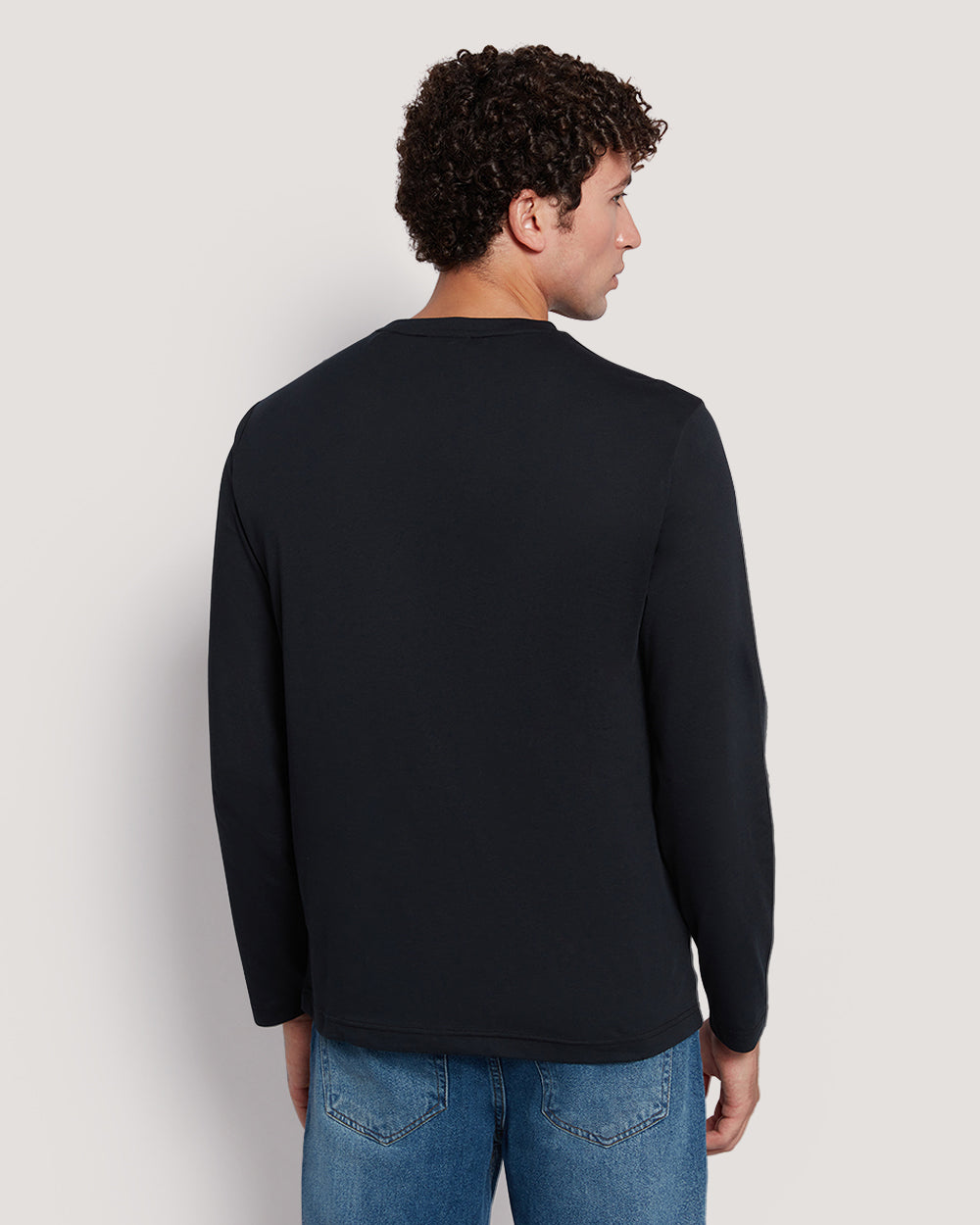 Gant Men’S Long Sleeve Cotton T-Shirt With Shield Logo BLACK / M
