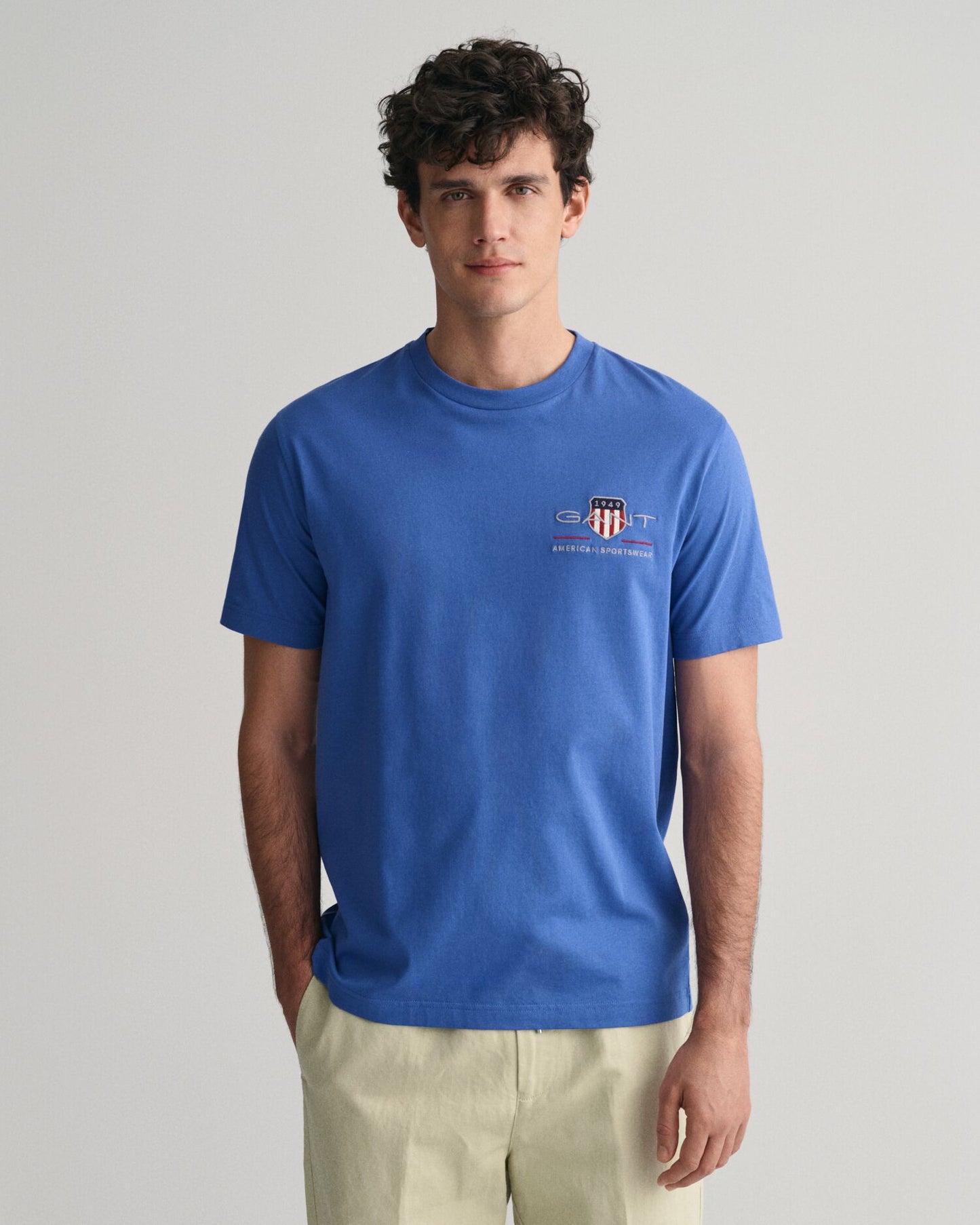 GANT Regular Fit Archive Shield Embroidered Short Sleeve T-Shirt