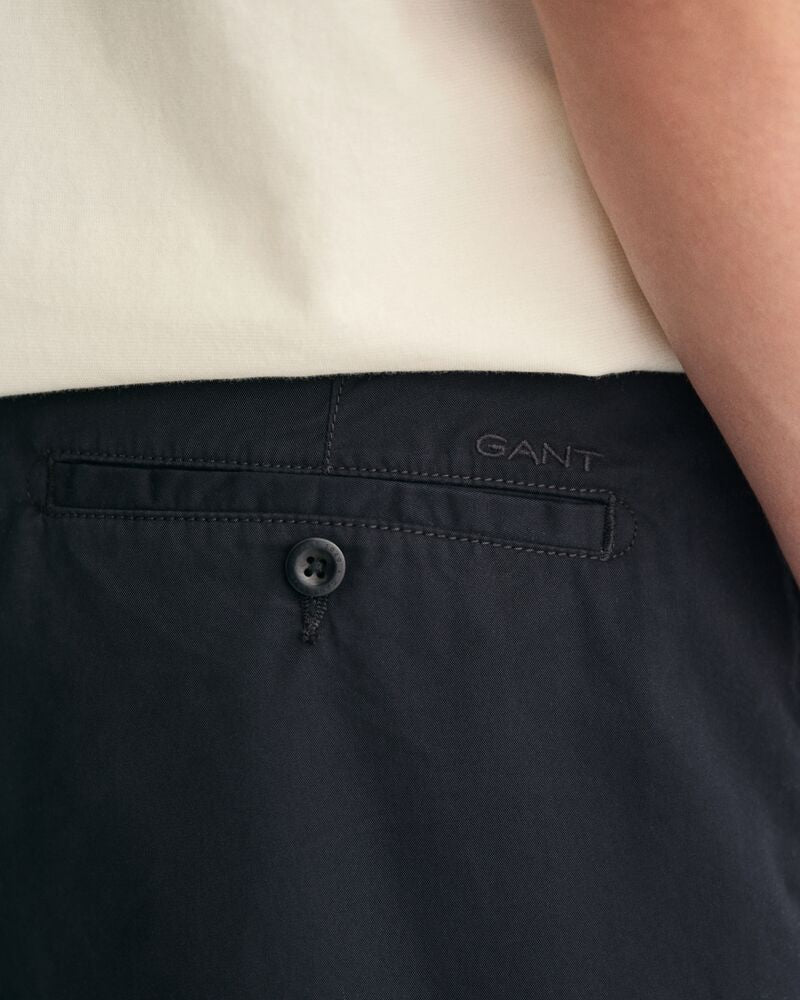 Relaxed Fit Chino Shorts Black / 30