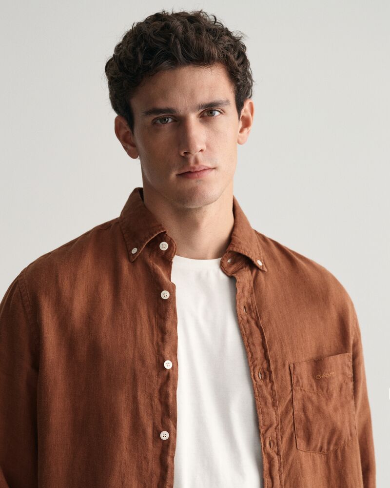 Regular Fit Garment-Dyed Linen Shirt S / COGNAC BROWN