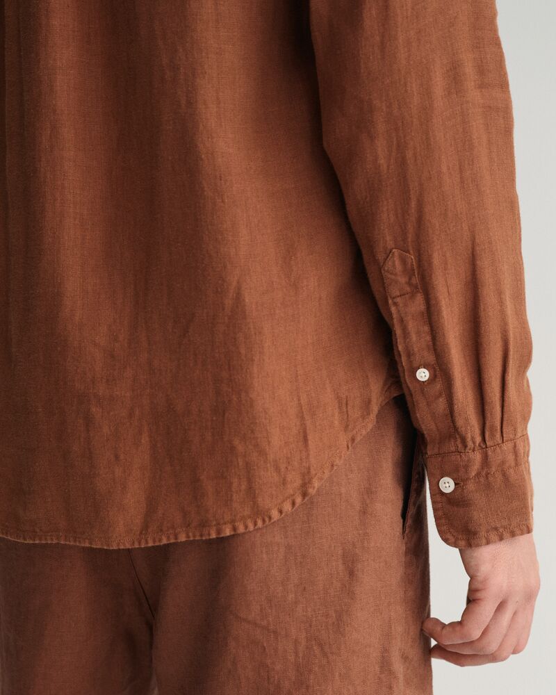 Regular Fit Garment-Dyed Linen Shirt S / COGNAC BROWN