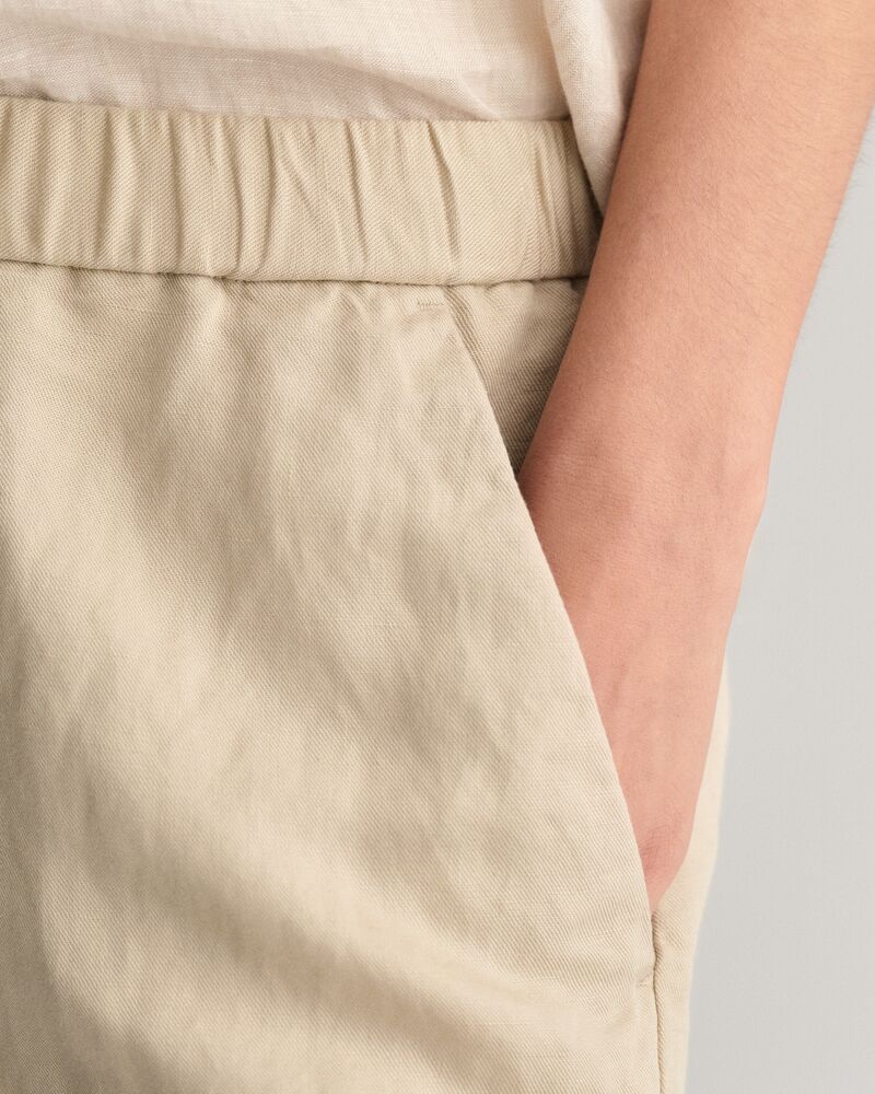 Relaxed Fit Linen Blend Pull-On Shorts 34 / DRY SAND