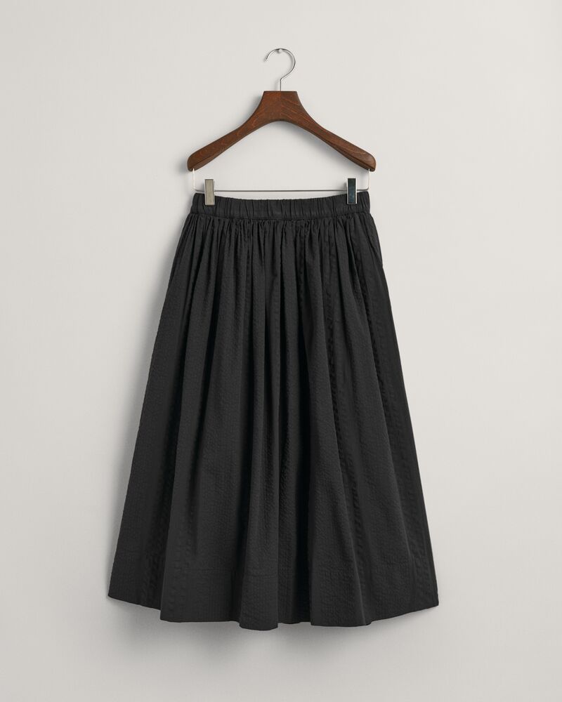 Seersucker Striped Pull-On Skirt Black / 32