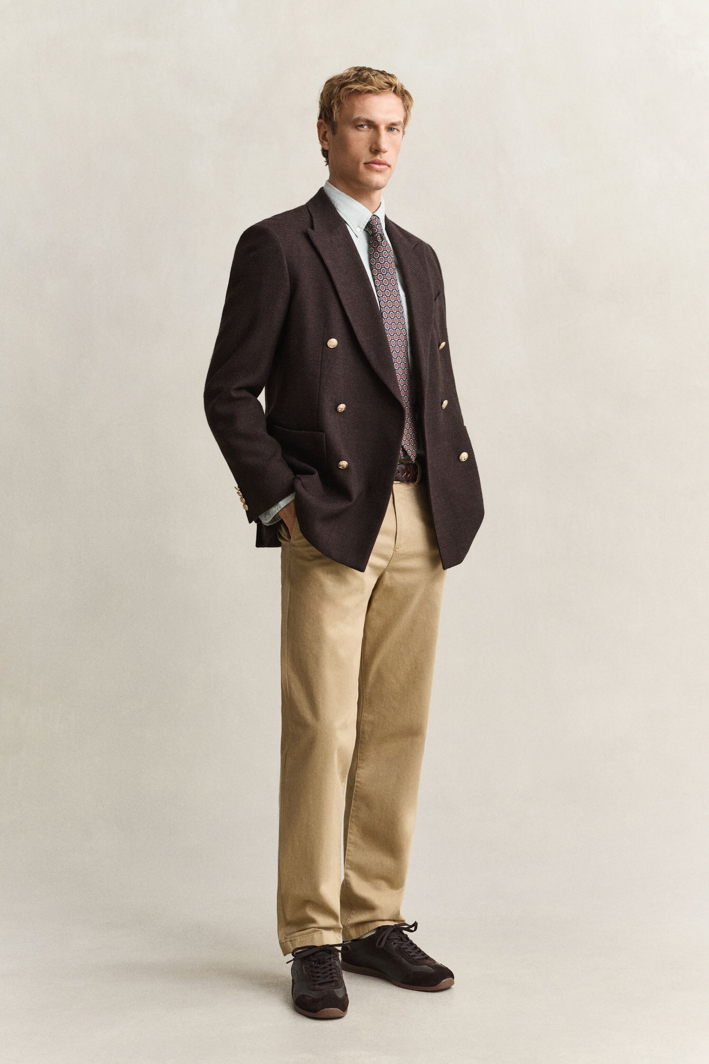 Regular Fit Classic Chinos