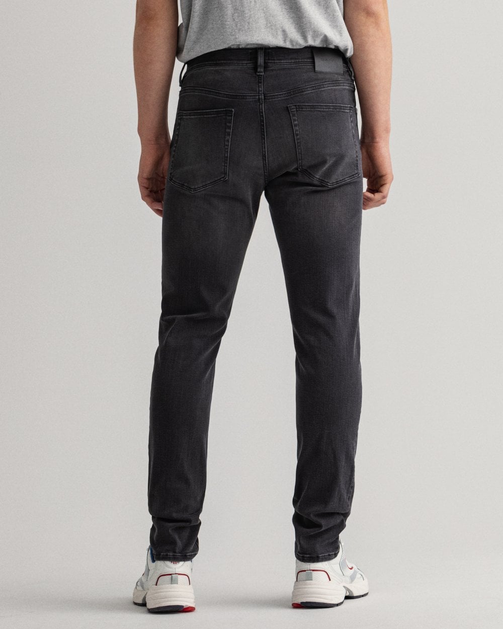 Maxen Extra Slim Fit Active-Recover Black Jeans