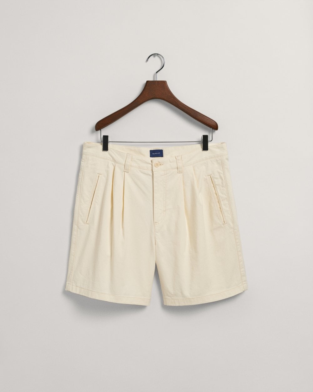 Relaxed Fit Pleated Shorts