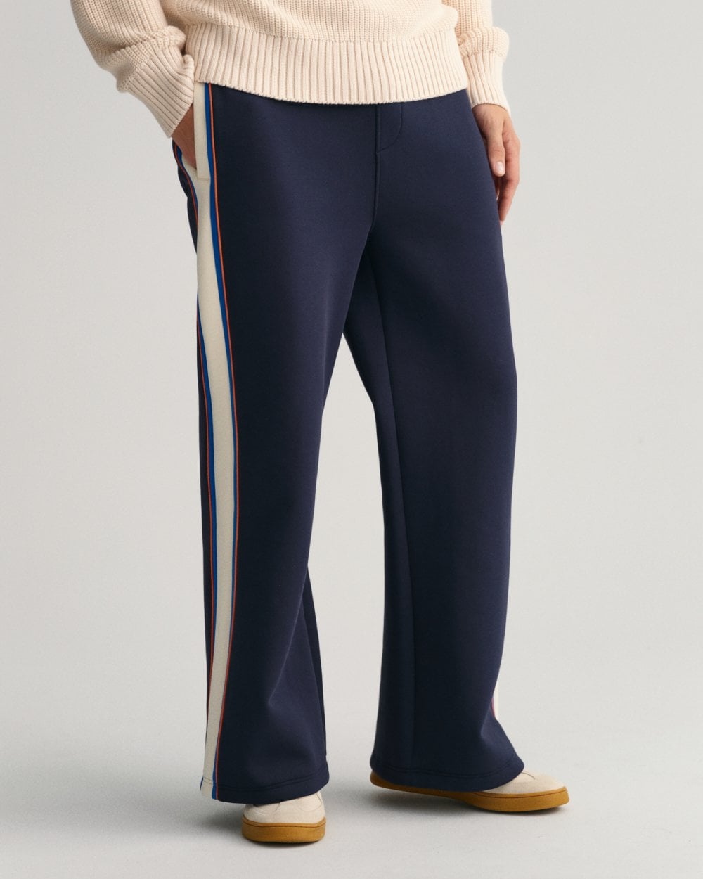 Gant best sale tracksuit pants