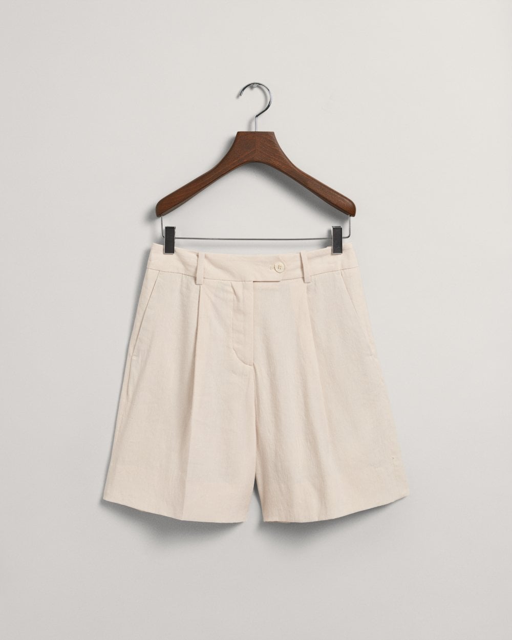 Stretch Linen Shorts